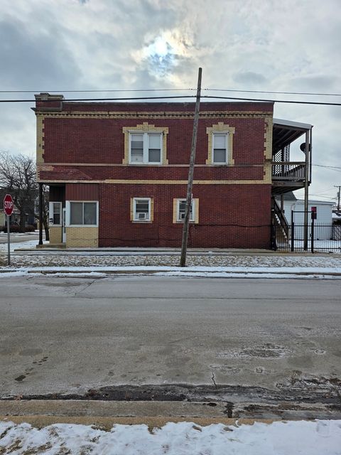 402 S 12th Avenue Maywood IL 60153