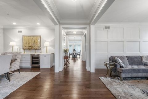 Tiny photo for 618 Buckingham Place, Libertyville, IL 60048 (MLS # 12622248)