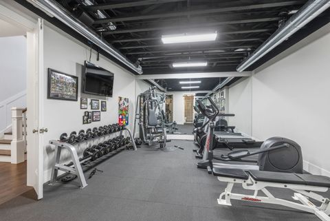 Tiny photo for 618 Buckingham Place, Libertyville, IL 60048 (MLS # 12622248)