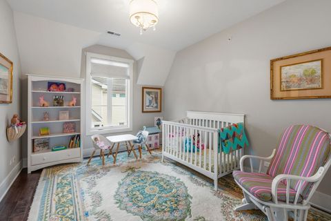 Tiny photo for 618 Buckingham Place, Libertyville, IL 60048 (MLS # 12622248)