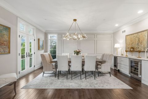 Tiny photo for 618 Buckingham Place, Libertyville, IL 60048 (MLS # 12622248)