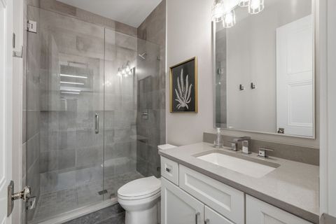 Tiny photo for 618 Buckingham Place, Libertyville, IL 60048 (MLS # 12622248)