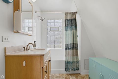 Tiny photo for 3236 Park Avenue, Brookfield, IL 60513 (MLS # 12606114)