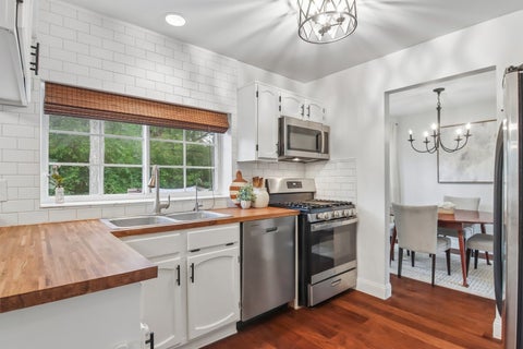 Tiny photo for 1201 Yosemite Parkway, Algonquin, IL 60102 (MLS # 12724865)