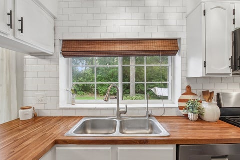 Tiny photo for 1201 Yosemite Parkway, Algonquin, IL 60102 (MLS # 12724865)