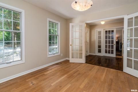 Tiny photo for 14 Egret Lake Road, Carbondale, IL 62903 (MLS # EB459037)