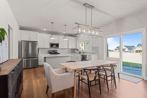 Tiny photo for 3910 Obsidian Drive, Champaign, IL 61822 (MLS # 12500347)