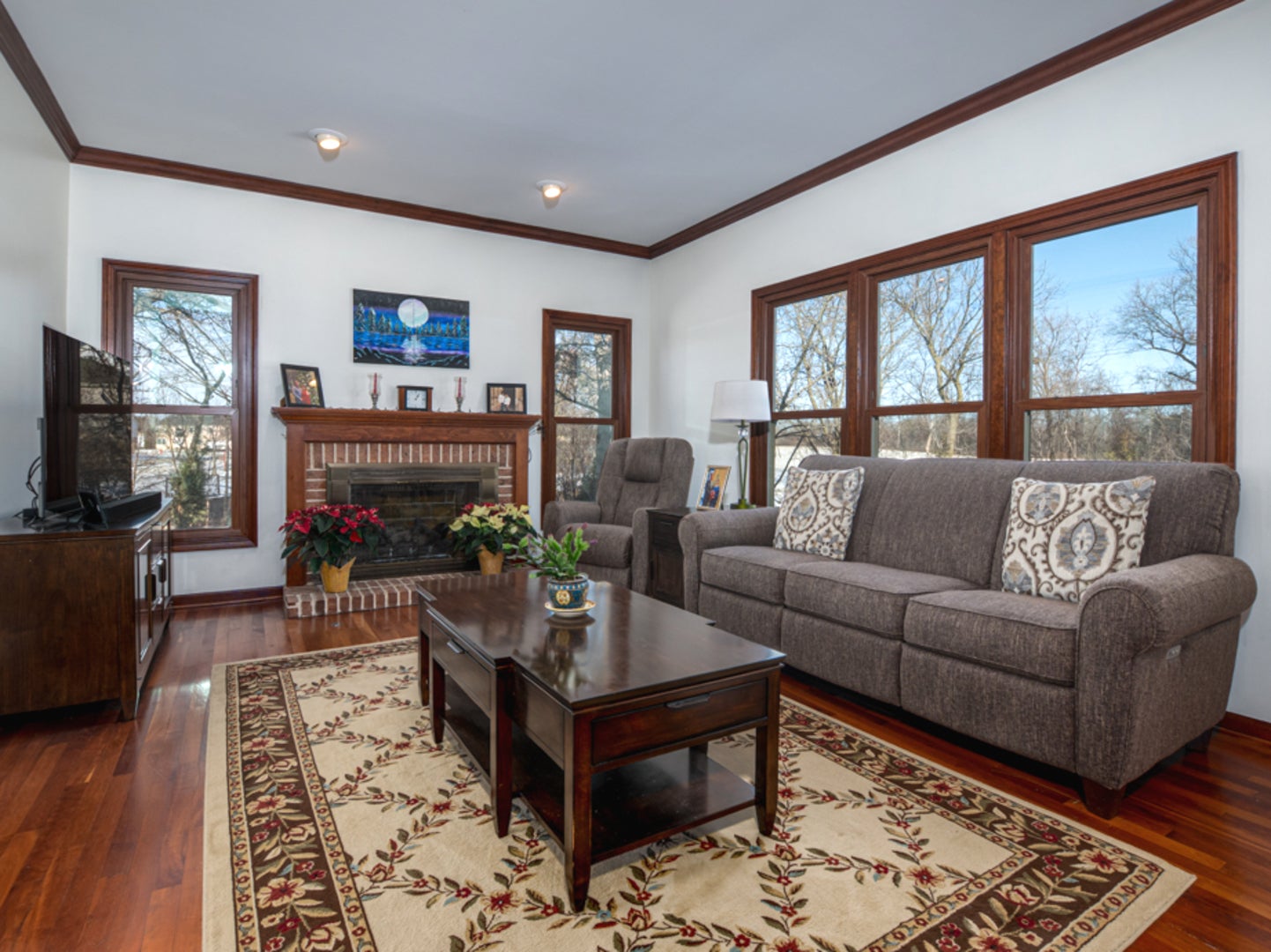 1351 Callen Lane