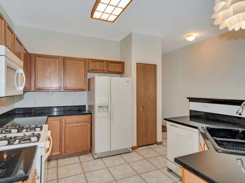 Tiny photo for 670 S Wellston Lane, Romeoville, IL 60446 (MLS # 12585921)