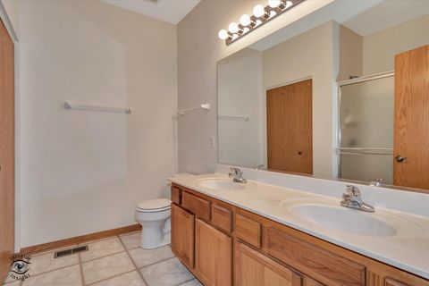 Tiny photo for 670 S Wellston Lane, Romeoville, IL 60446 (MLS # 12585921)