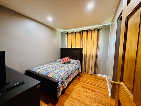 Tiny photo for 6906 W 91st Street, Bridgeview, IL 60455 (MLS # 12500599)