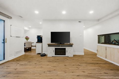 Tiny photo for 2013 Country Club Drive #4a, Woodridge, IL 60517 (MLS # 12676729)