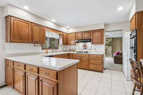 Tiny photo for 3035 Red Barn Road, Crystal Lake, IL 60012 (MLS # 12669903)