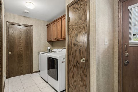 Tiny photo for 3035 Red Barn Road, Crystal Lake, IL 60012 (MLS # 12669903)