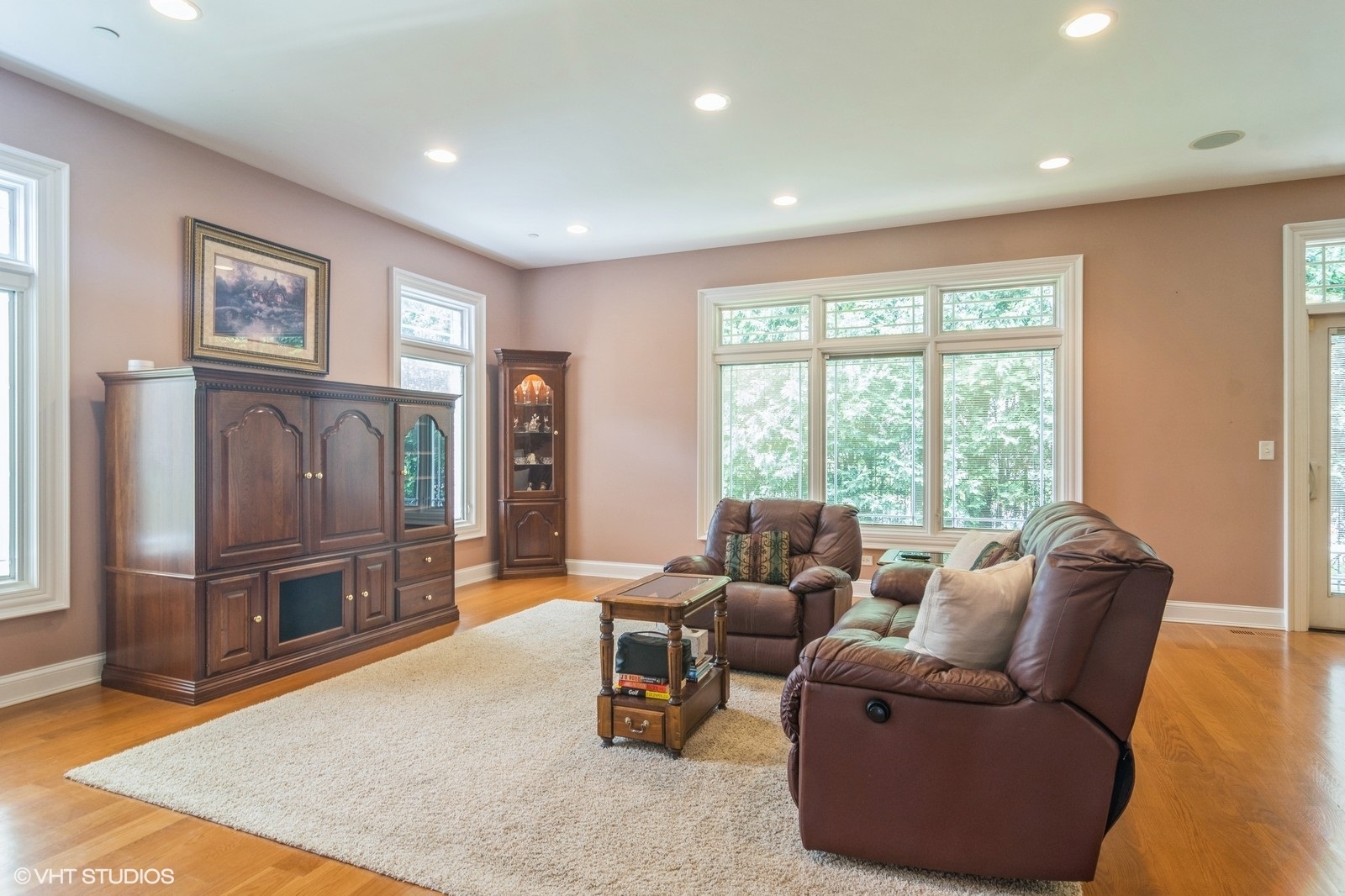 706 French Way 2
