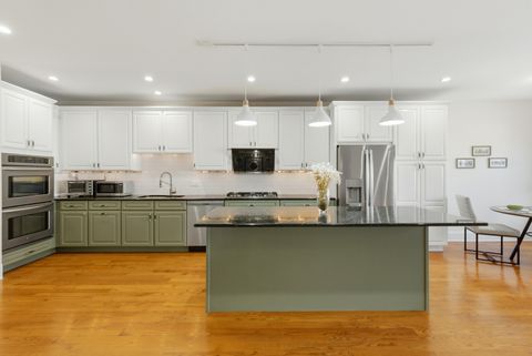 Tiny photo for 1042 W 34th Place, Chicago, IL 60608 (MLS # 12570279)