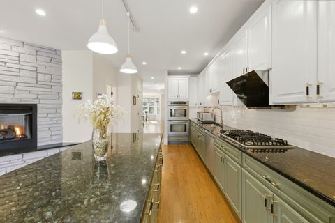 Tiny photo for 1042 W 34th Place, Chicago, IL 60608 (MLS # 12570279)