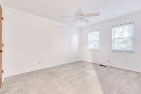 Tiny photo for 304 Glasgow Lane #X1, Schaumburg, IL 60194 (MLS # 12494972)