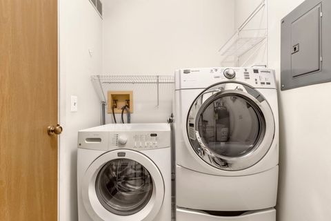 Tiny photo for 304 Glasgow Lane #X1, Schaumburg, IL 60194 (MLS # 12494972)