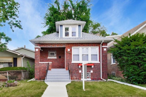 Tiny photo for 8915 S Racine Avenue, Chicago, IL 60620 (MLS # 12701490)
