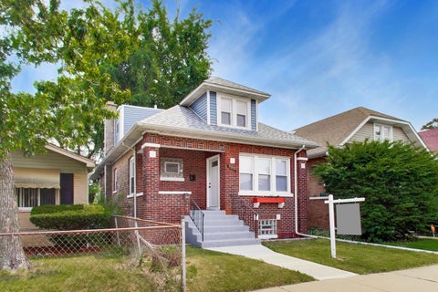Photo of 8915 S Racine Avenue, Chicago, IL 60620 (MLS # 12701490)