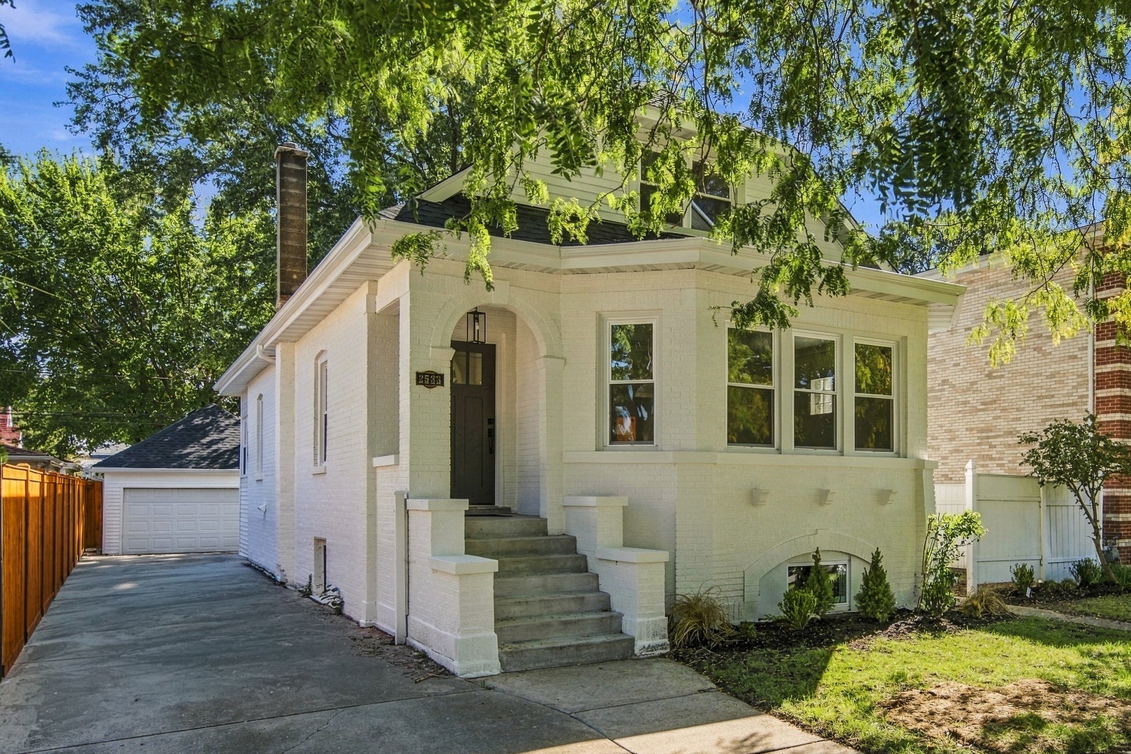 2533 Wood Street