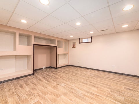 Tiny photo for 2950 Briarwood Drive W, Mount Prospect, IL 60056 (MLS # 12746939)