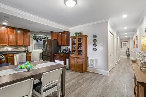 Tiny photo for 4707 N BEACON Street #G, Chicago, IL 60640 (MLS # 12504999)