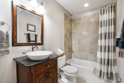 Tiny photo for 4707 N BEACON Street #G, Chicago, IL 60640 (MLS # 12504999)