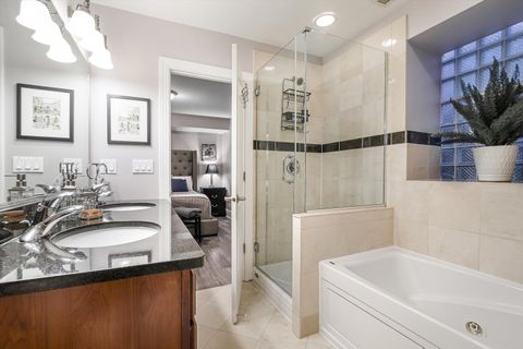 Tiny photo for 4707 N BEACON Street #G, Chicago, IL 60640 (MLS # 12504999)