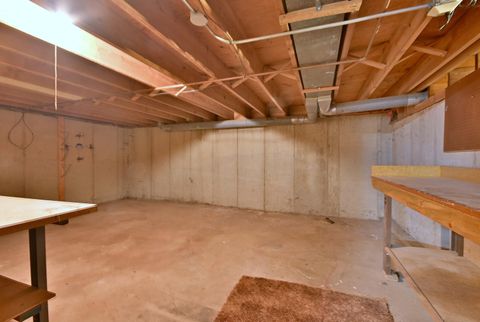 Tiny photo for 1831 N Rolling Lane, Arlington Heights, IL 60004 (MLS # 12581637)