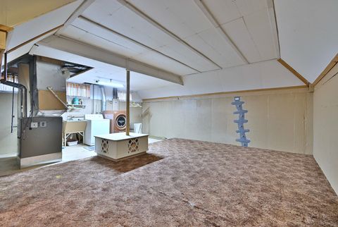 Tiny photo for 1831 N Rolling Lane, Arlington Heights, IL 60004 (MLS # 12581637)