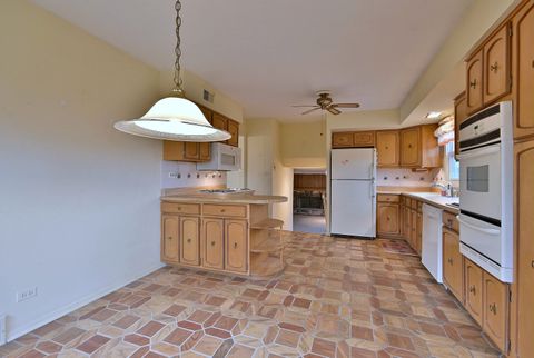 Tiny photo for 1831 N Rolling Lane, Arlington Heights, IL 60004 (MLS # 12581637)