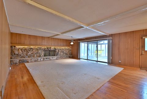 Tiny photo for 1831 N Rolling Lane, Arlington Heights, IL 60004 (MLS # 12581637)