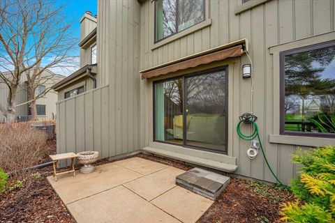 Tiny photo for 196 Shoreline Road, Lake Barrington, IL 60010 (MLS # 12621512)