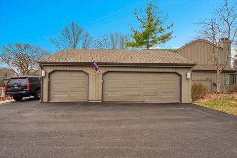 Tiny photo for 196 Shoreline Road, Lake Barrington, IL 60010 (MLS # 12621512)