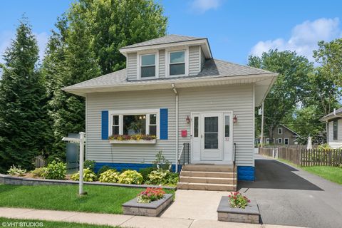 Photo of 32 Anderson Boulevard, Geneva, IL 60134 (MLS # 12380617)