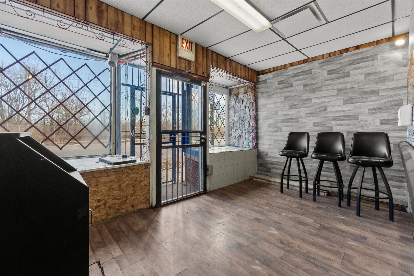 10606 S Torrence Avenue