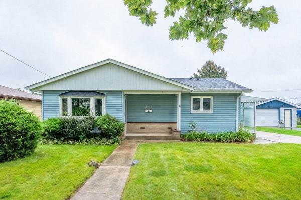 2517 N ELMWOOD AVE, WAUKEGAN, IL 60087 - Image 3da720c8c4b26e6b4f2c6af6c4dba0ca/2078813693