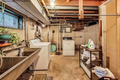 Tiny photo for 738 N Parker Street, Elmhurst, IL 60126 (MLS # 12464427)