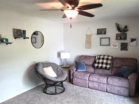 Tiny photo for 2016 Juniper Lane, Bloomington, IL 61701 (MLS # 12679186)