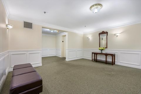 Tiny photo for 3125 Town Square Drive #201, Rolling Meadows, IL 60008 (MLS # 12491347)