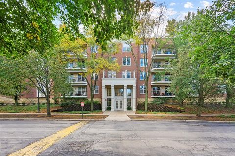 Photo of 3125 Town Square Drive #201, Rolling Meadows, IL 60008 (MLS # 12491347)