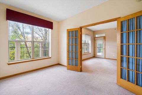 Tiny photo for 3125 Town Square Drive #201, Rolling Meadows, IL 60008 (MLS # 12491347)
