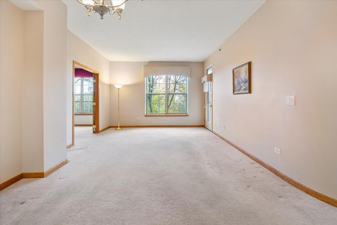 Tiny photo for 3125 Town Square Drive #201, Rolling Meadows, IL 60008 (MLS # 12491347)