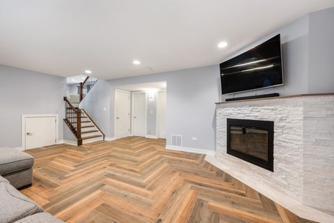 Tiny photo for 140 Spring Oaks Drive, Wood Dale, IL 60191 (MLS # 12634058)