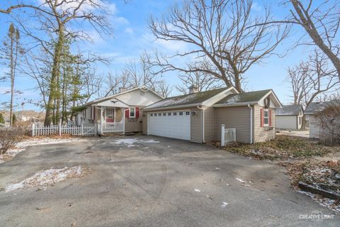 437 Holiday Drive Somonauk IL 60552