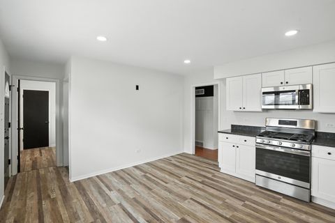 Tiny photo for 3312 E 170th Street, Lansing, IL 60438 (MLS # 12439479)