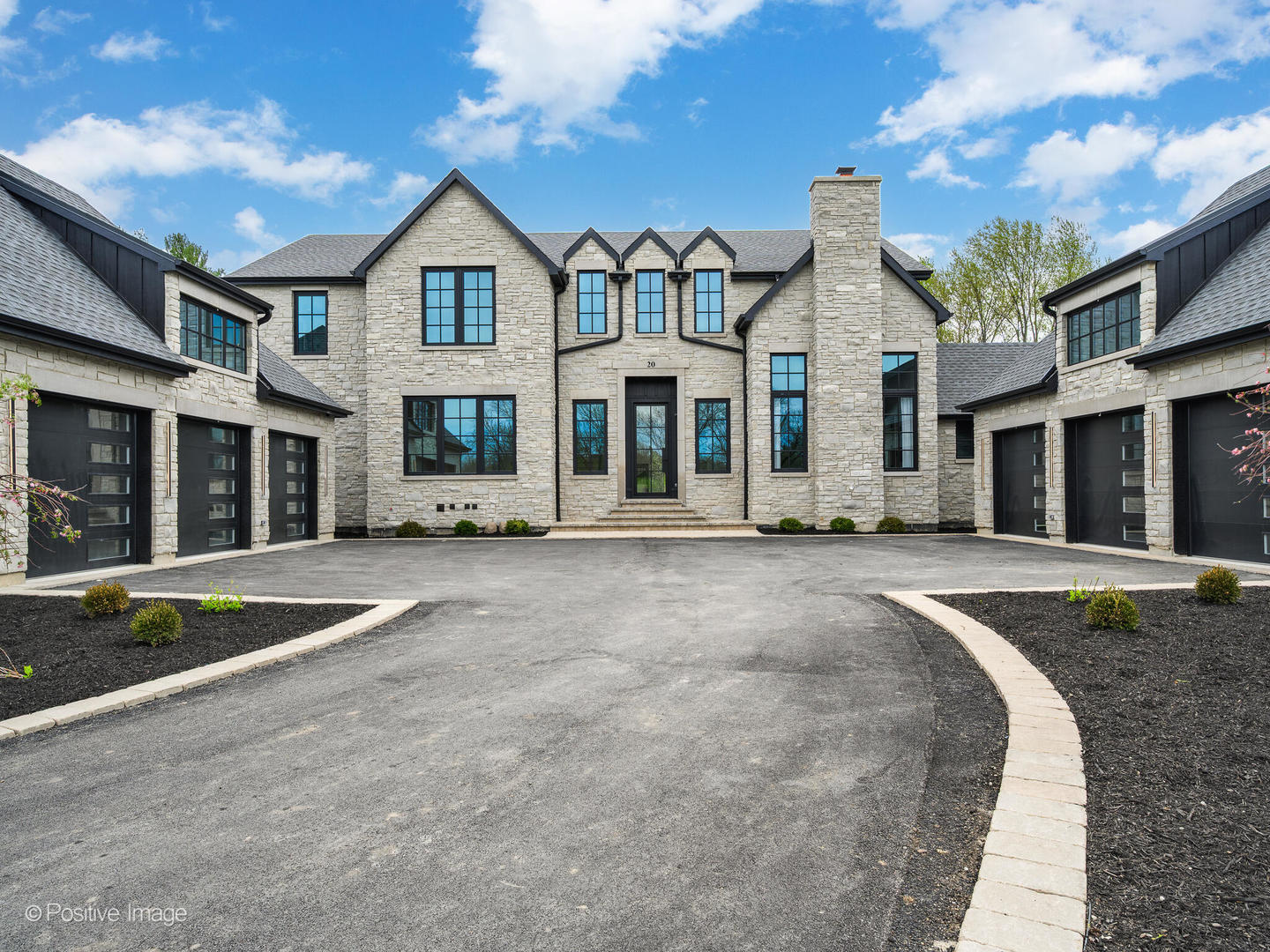 20 Creekside Lane
