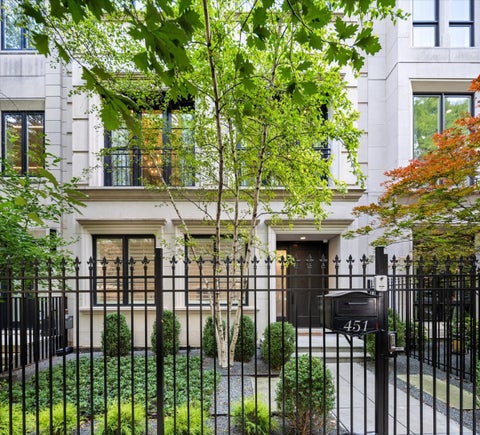 Photo of 451 W Deming Place, Chicago, IL 60614 (MLS # 12760503)